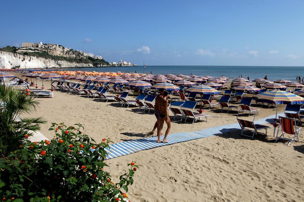 Bikini Hotel Vieste Luaran gambar