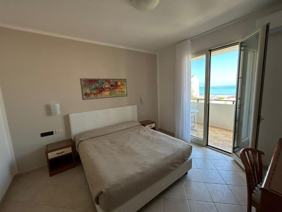 Bikini Hotel Vieste Luaran gambar
