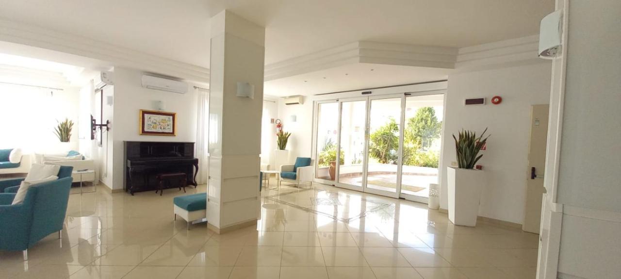 Bikini Hotel Vieste Luaran gambar
