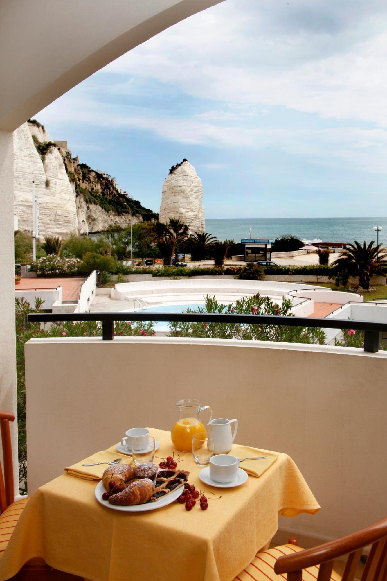 Bikini Hotel Vieste Luaran gambar